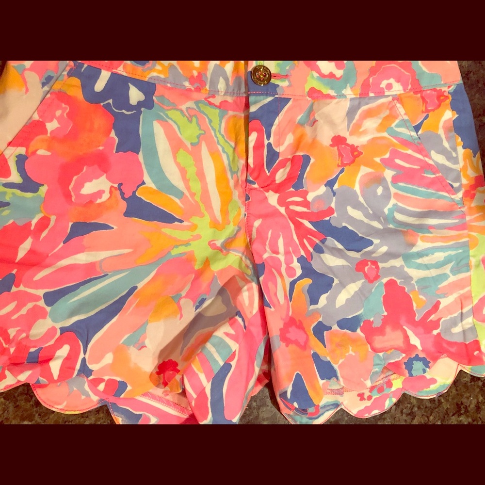 Lilly Pulitzer Size 8 Buttercup Short